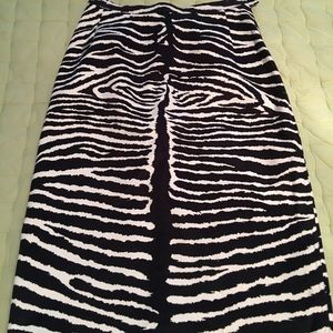Lilie Rubin Zebra print skirt. Size 2